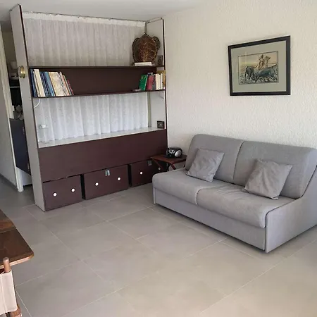 Appartement 2 Pieces Avec Piscine, 4 Couchages A Port Camargue Le Grau-du-Roi