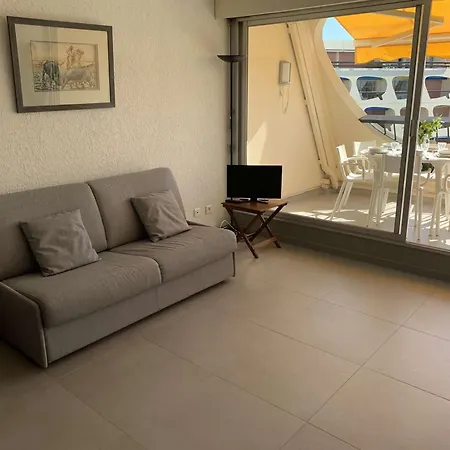 شقة 2 Pieces Avec Piscine, 4 Couchages A Port Camargue - Fr-1-731-137