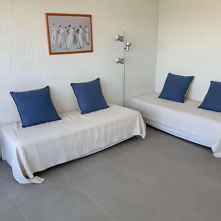 2 Pieces Avec Piscine, 4 Couchages A Port Camargue Le Grau-du-Roi