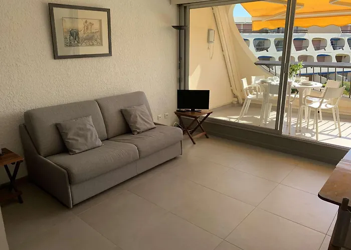 Apartamento 2 Pièces Avec Piscine, 4 Couchages à Port Camargue - Fr-1-731-137